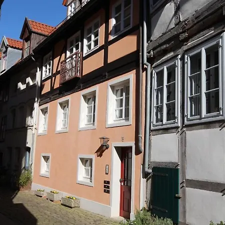 Wohnen Auf Der Historischen Stadtmauer Im Herzen Von Detmold Exterior photo
