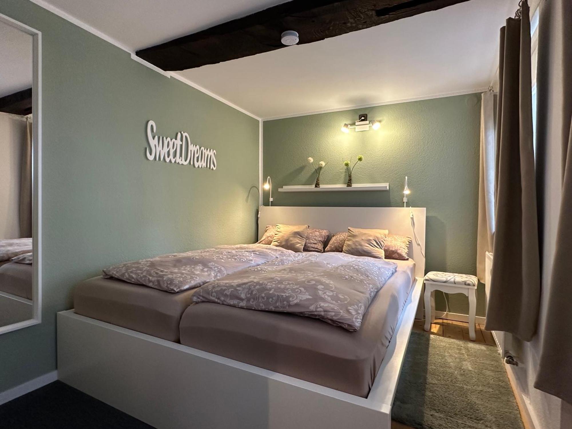 Wohnen Auf Der Historischen Stadtmauer Im Herzen Von Detmold
